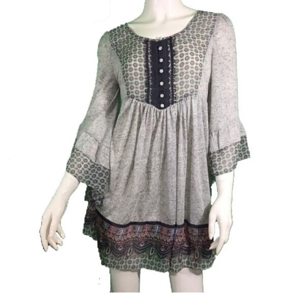Anthropologie Ryu Gray and Black Tiered Bell Sleeve Tunic - Picture 1 of 7